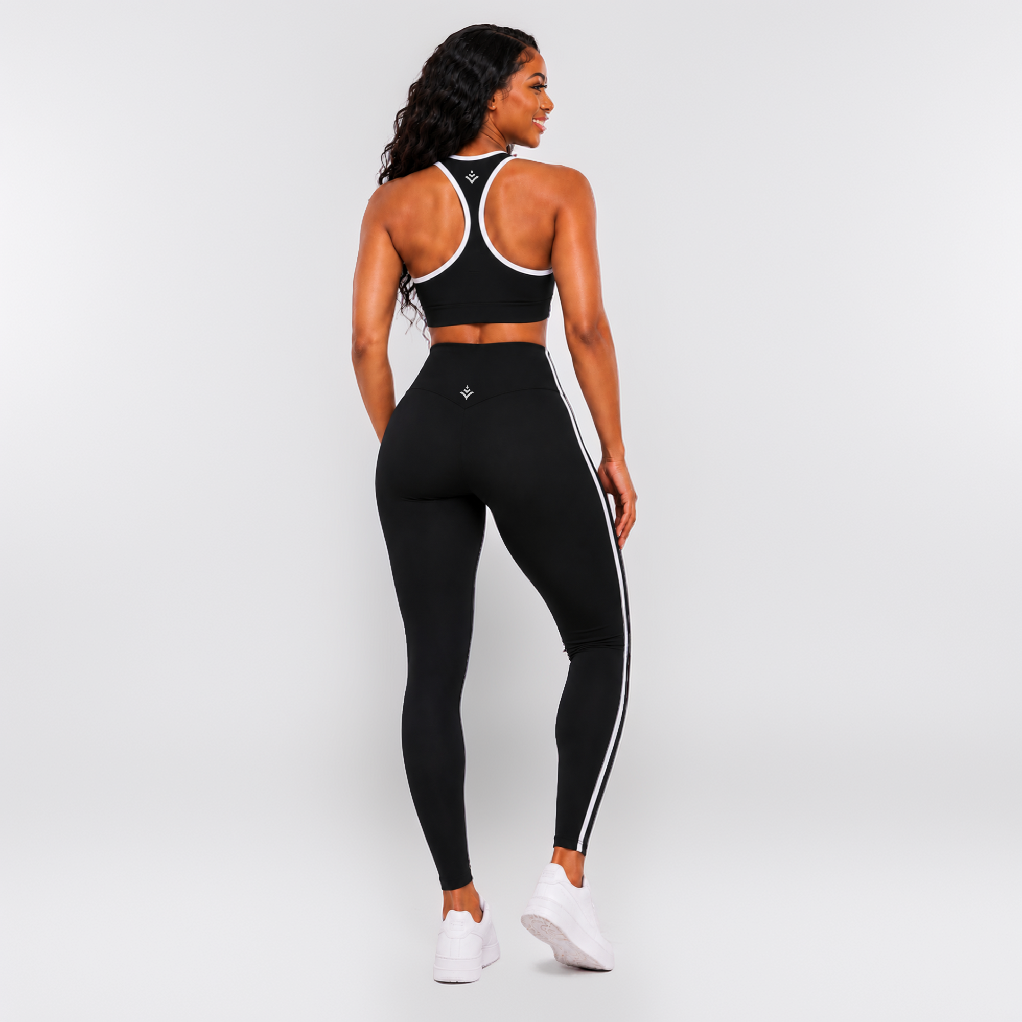 Sculpt Fit Contrast Bra & High‑Waist Cropped Legging Set